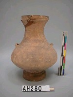 漢到六朝  帶釉雙繫陶鍾藏品圖，第1張